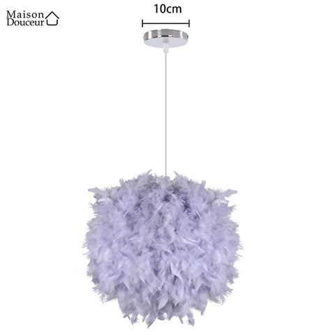 Lampenschirm aus weichen Federn