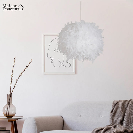 Lampenschirm aus weichen Federn