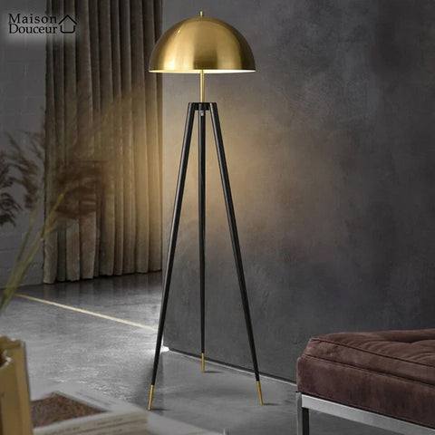 Koli Dreibein-Stehlampe 