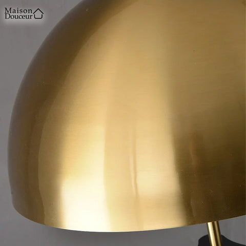 Koli Dreibein-Stehlampe 