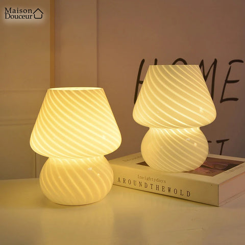 Vintage-Tischlampe aus Glas 