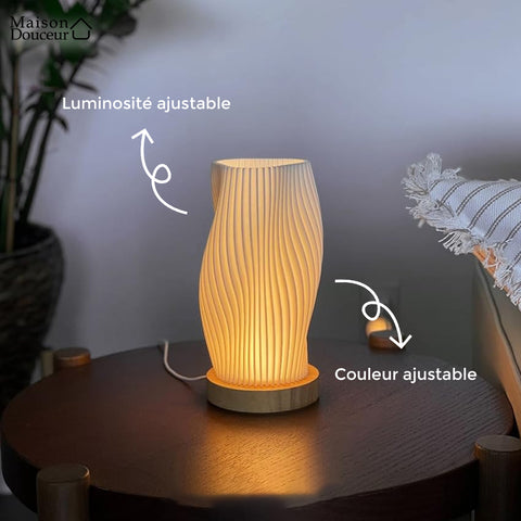 Nordische Tischlampe aus Holz