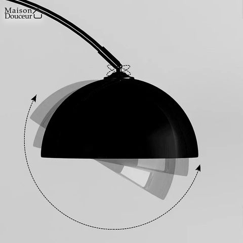 Straßenlaterne bei Sonnenuntergang 